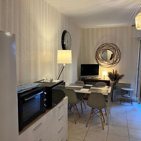 Appartement T2 Avec Terrasse Centre Ville D'Aix En Provence Aix-en-Provence Dış mekan fotoğraf